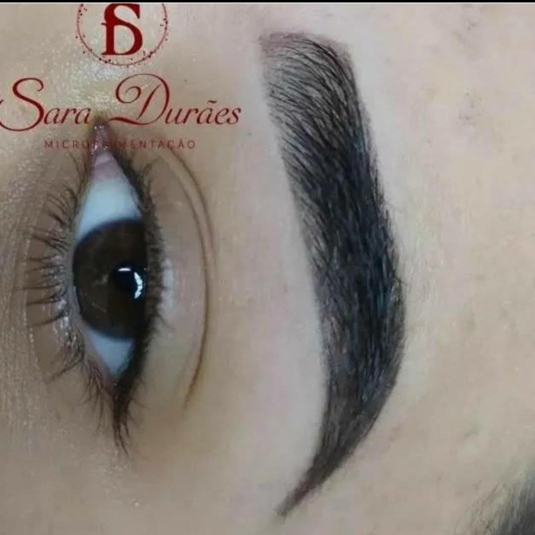 SPA de sobrancelhas com design e henna