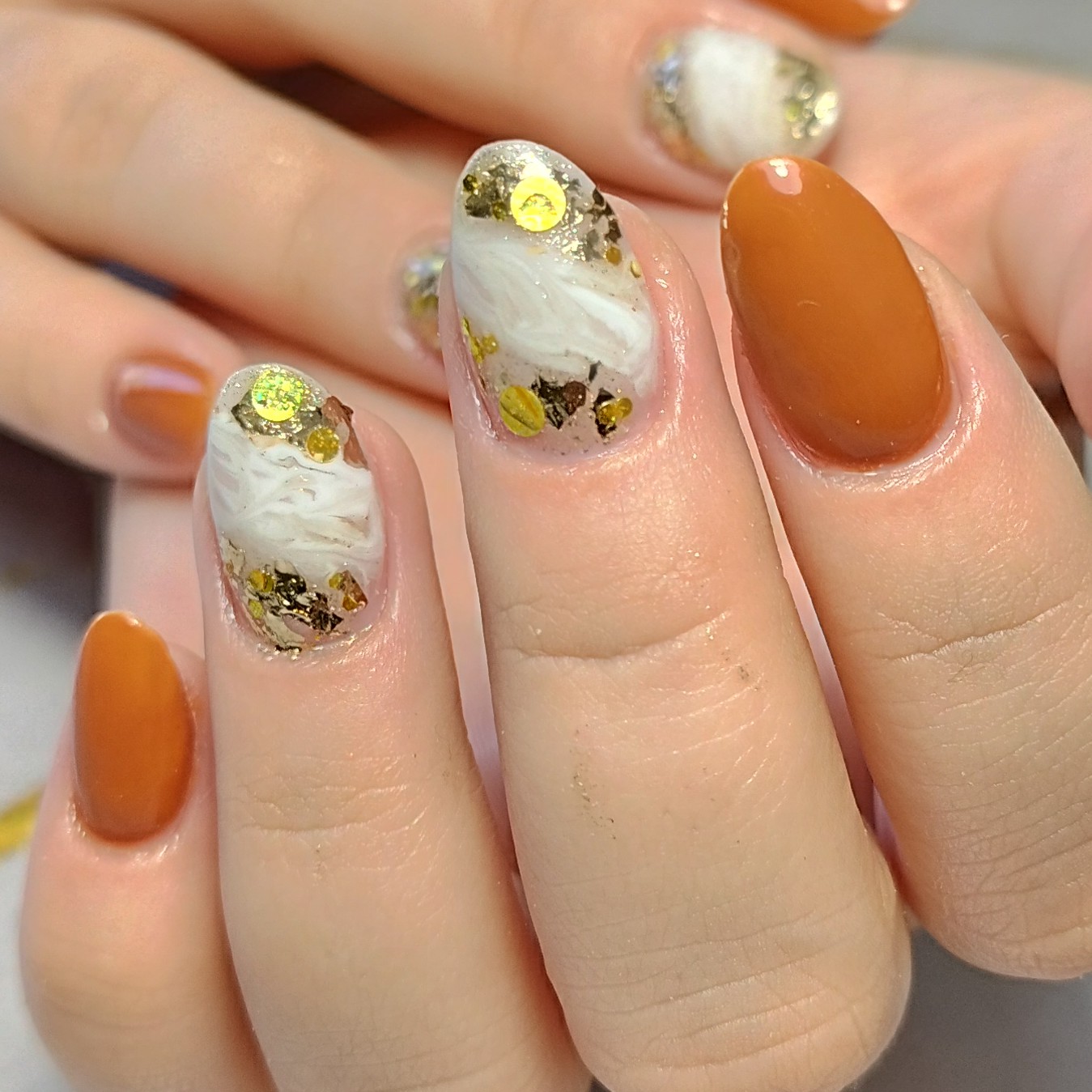 Alongamento(gel/acrílico) quadrado decorado.