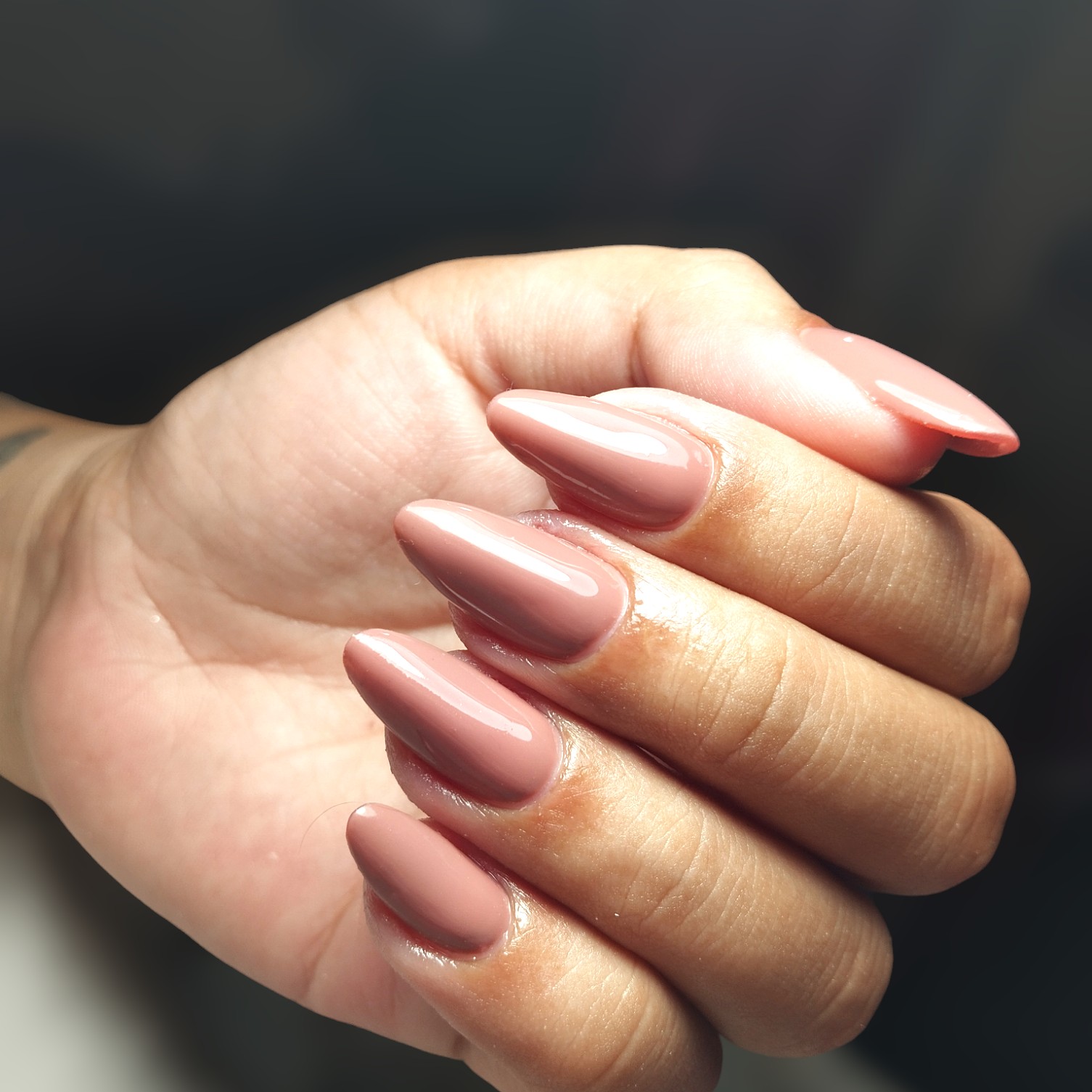 Alongamento em Gel + Esmaltação em Gel