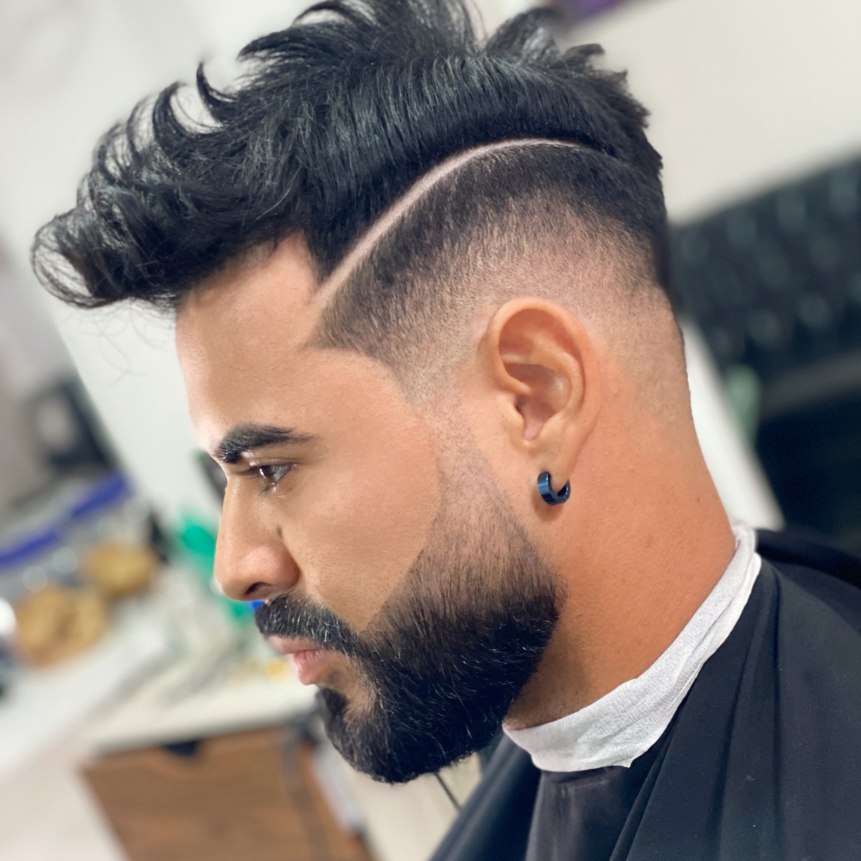 cabelo máquina e tesoura / barba