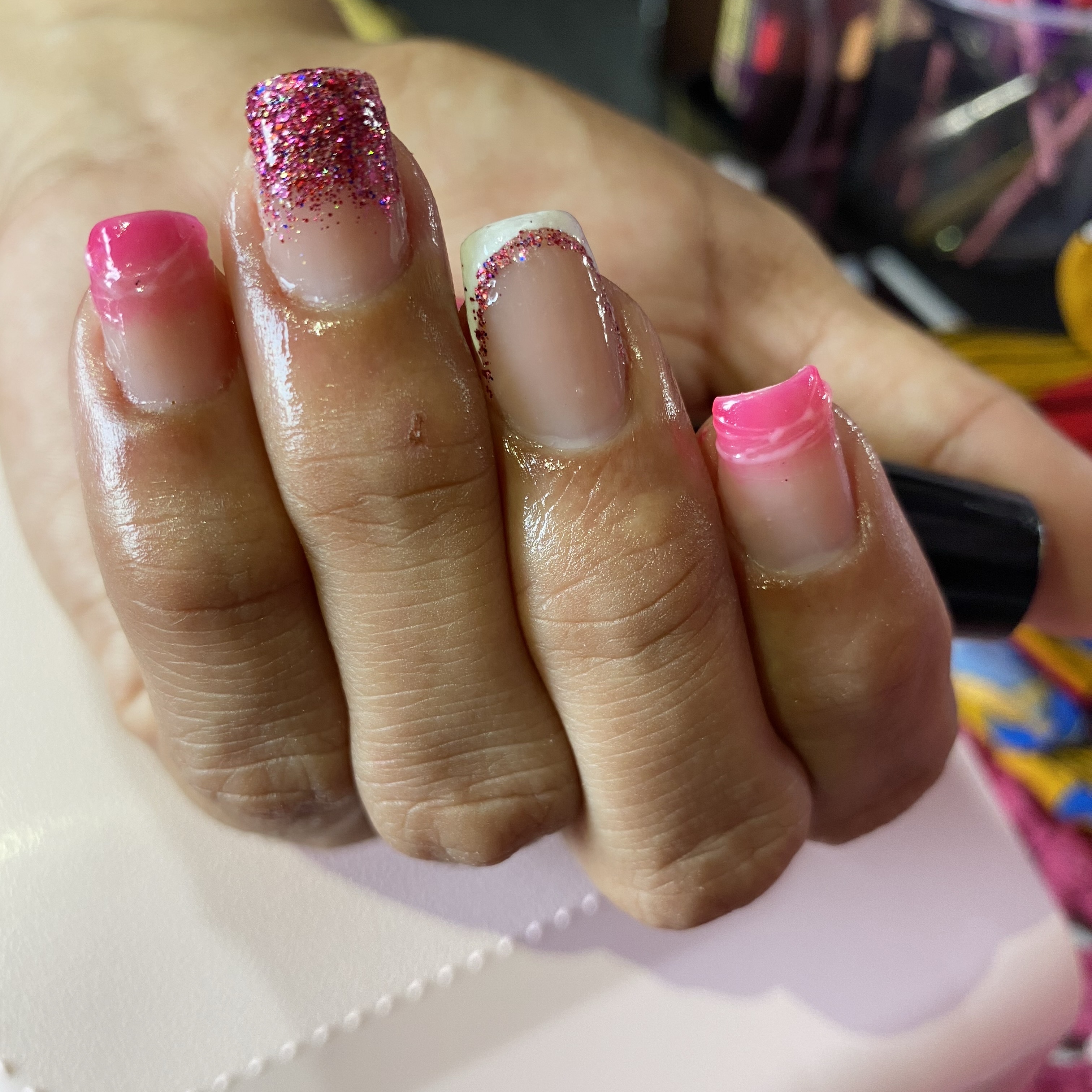 Banho de gel nas unhas naturais