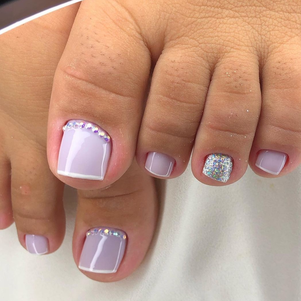 Manicure e pedicure em gel(Cutilagem,limpeza e esmaltação)