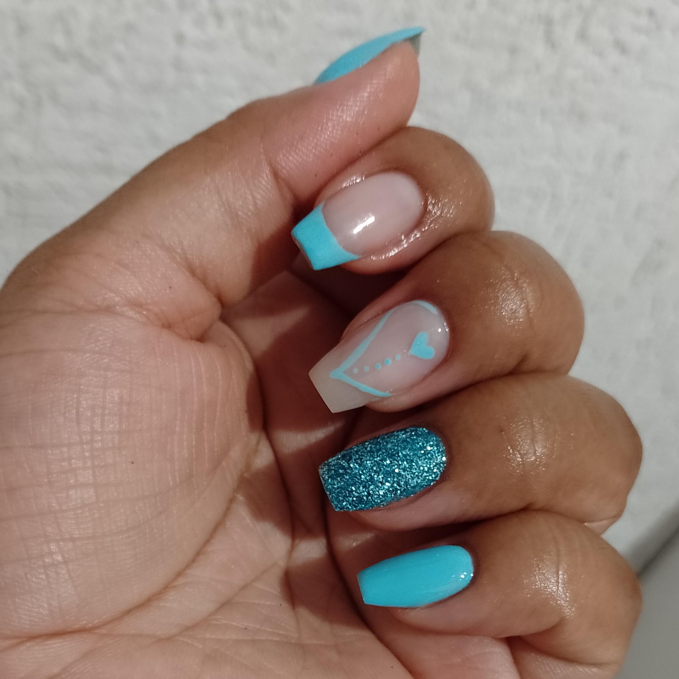 banho de gel com esmaltação em gel