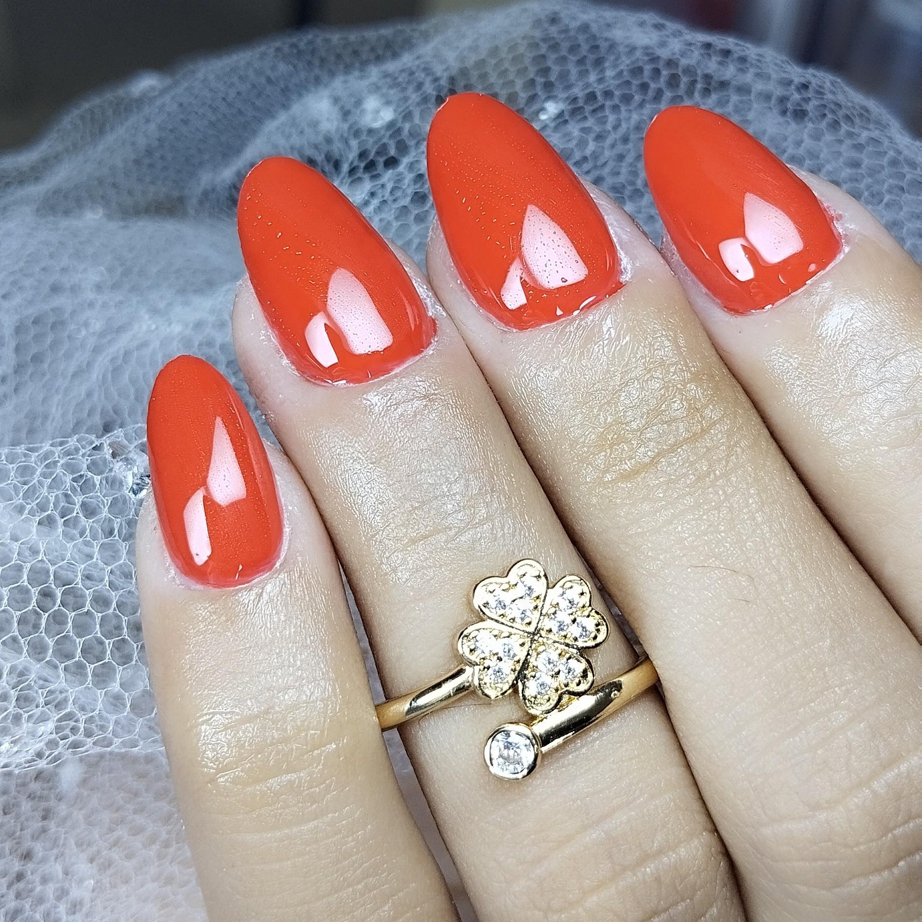 Postiça realista cor única