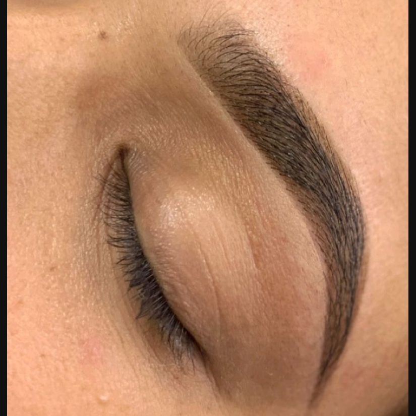 sobrancelha com henna