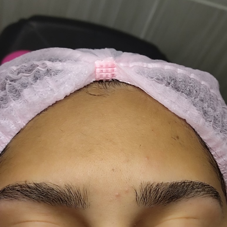 sobrancelhas sem henna