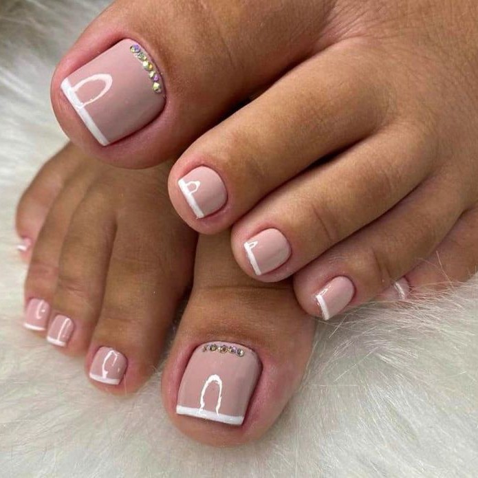 Pedicure + pedrinhas+ Francesinha