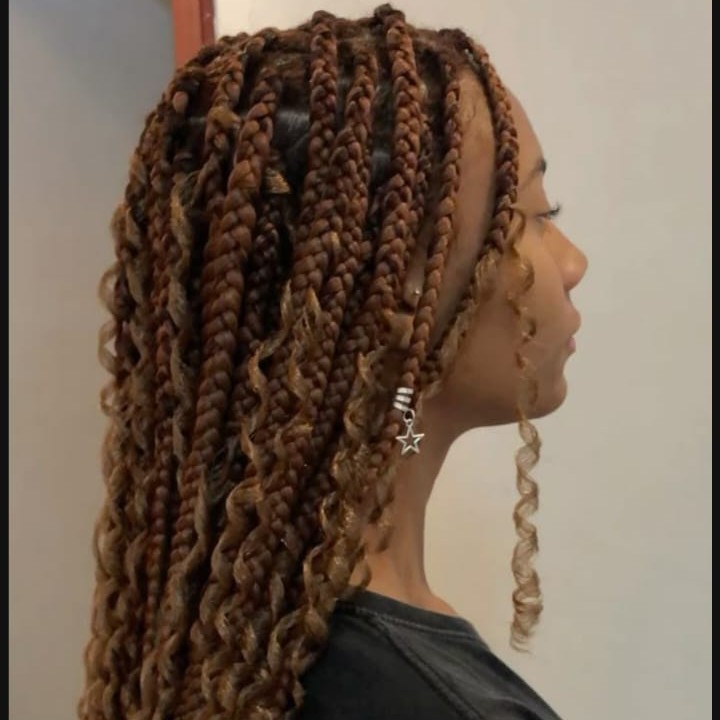 Gypsy com cabelo nina