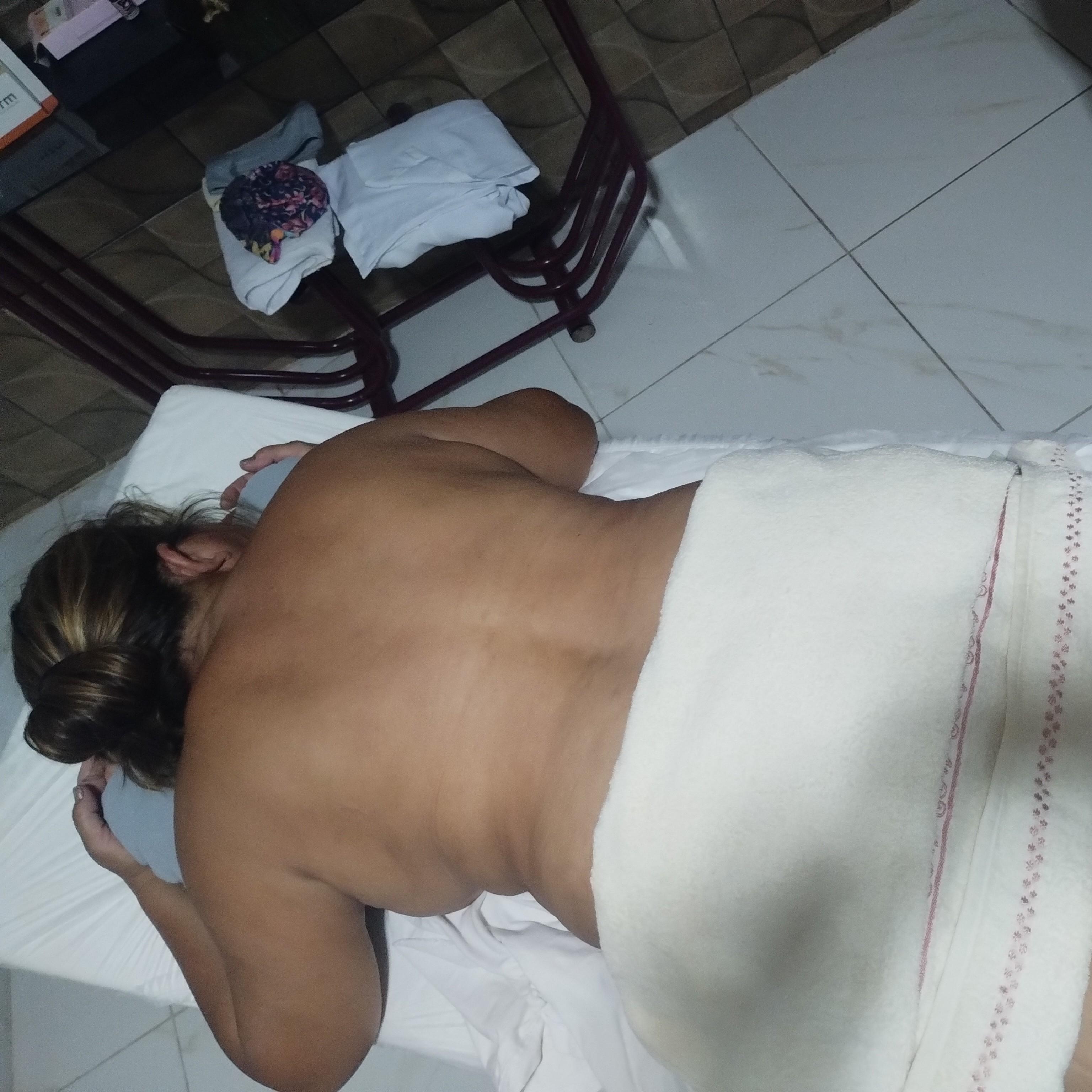 massagem localizada / apenas um local específico do corpo