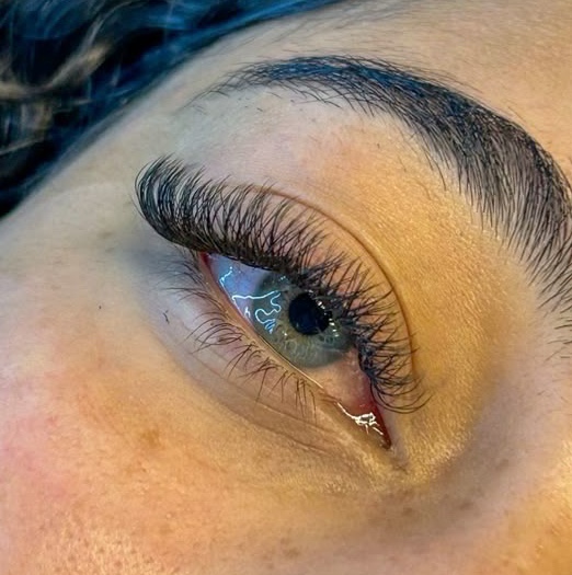 Manu. Brasileiro. CRIS