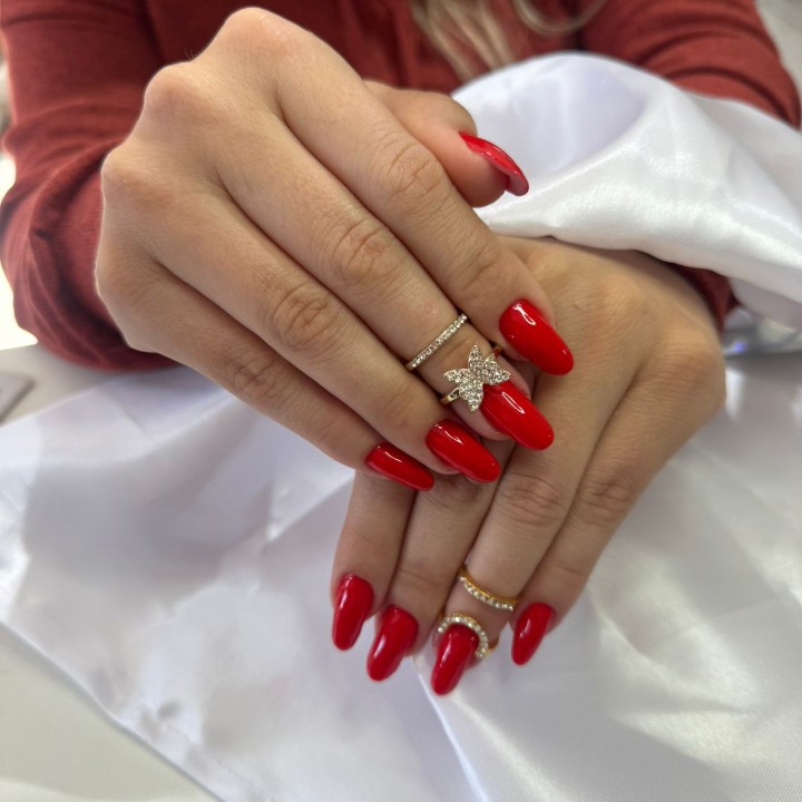 Alongamento de unhas
