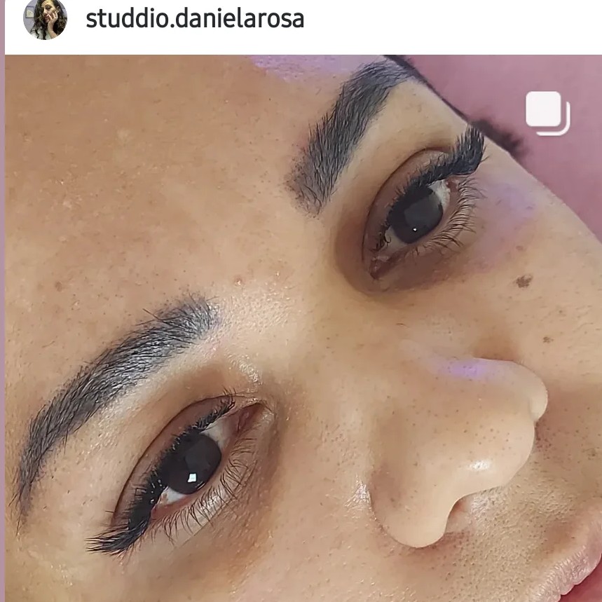 Cílios Fox Eyes ou Delineado R$150,00>>Manutenção R$100,00