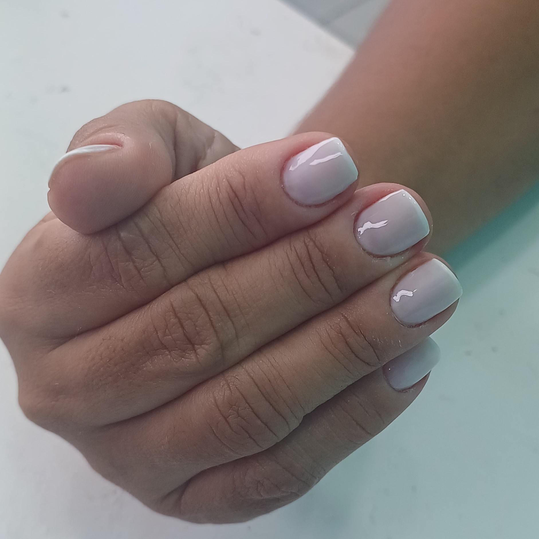 Manicure decorada (francesinha, adesivo ou pedrarias)