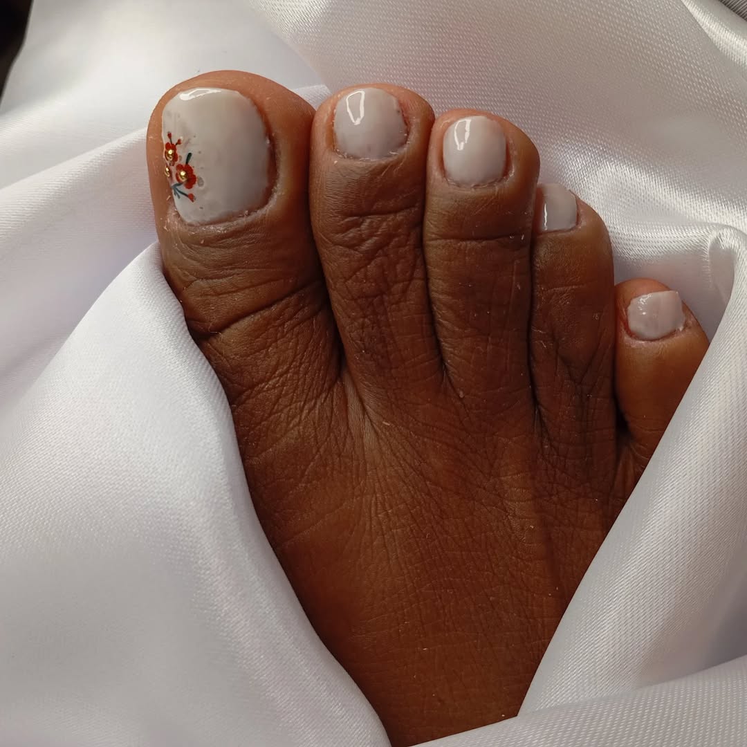 SPA dos pés+pedicure