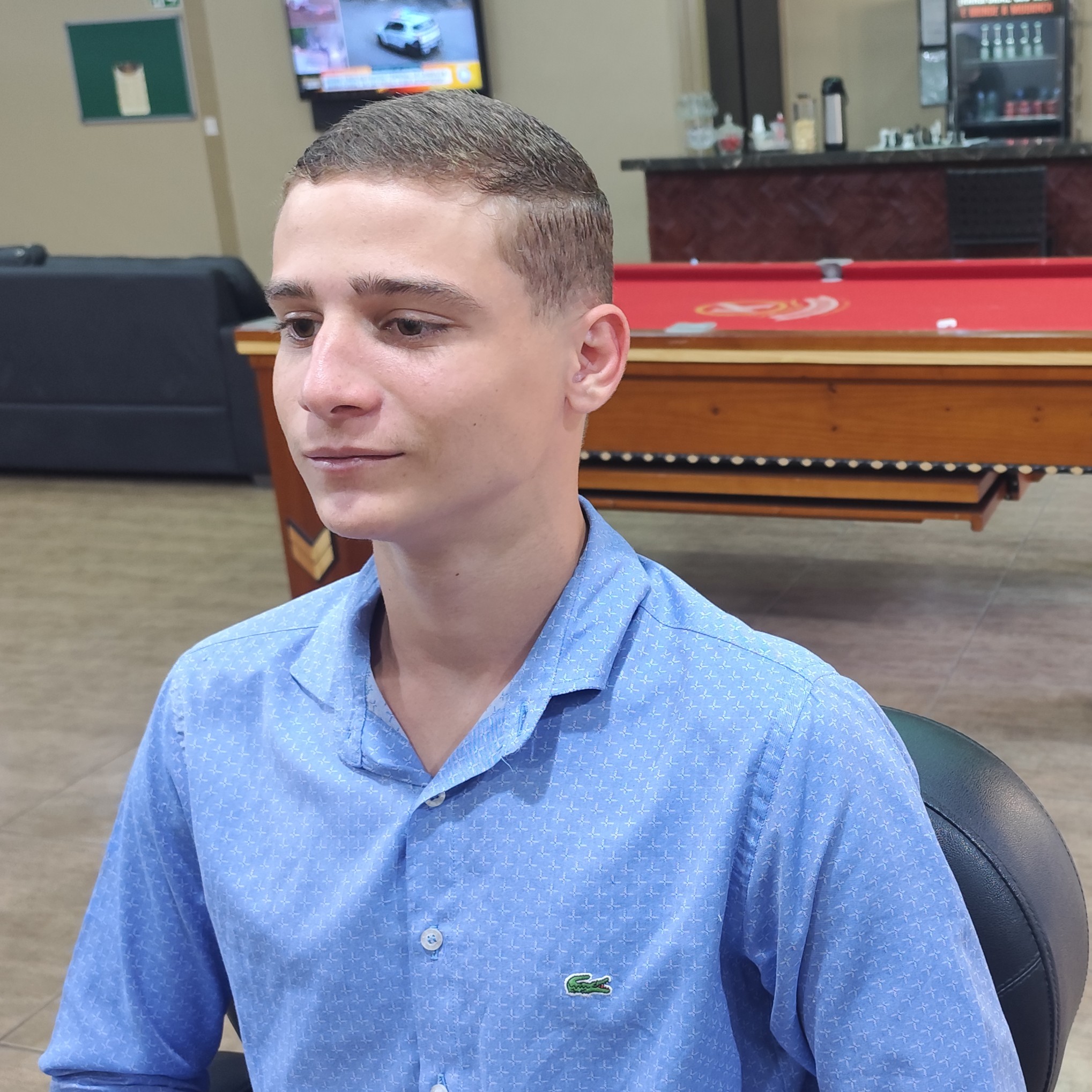 Corte masc.  e Sobrancelha