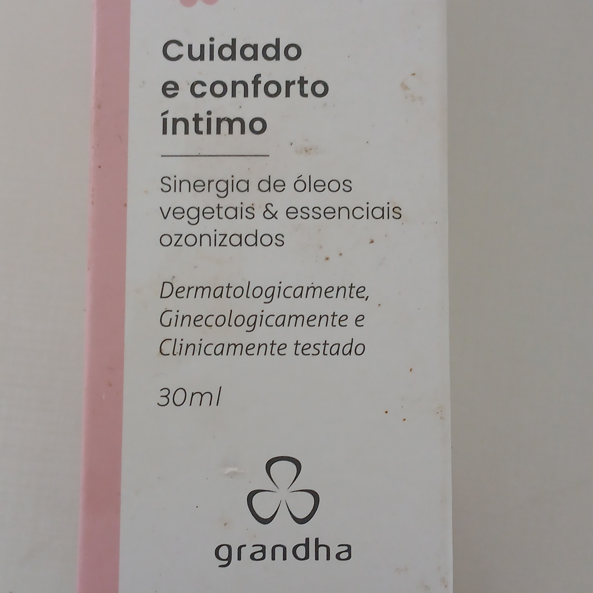 Sinergia de óleo essenciais e ozonizado parapara cuidados íntima