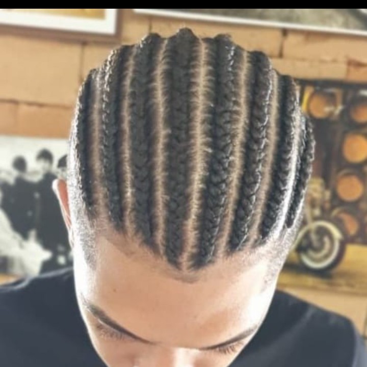 •Trança nagô cabeça toda simples