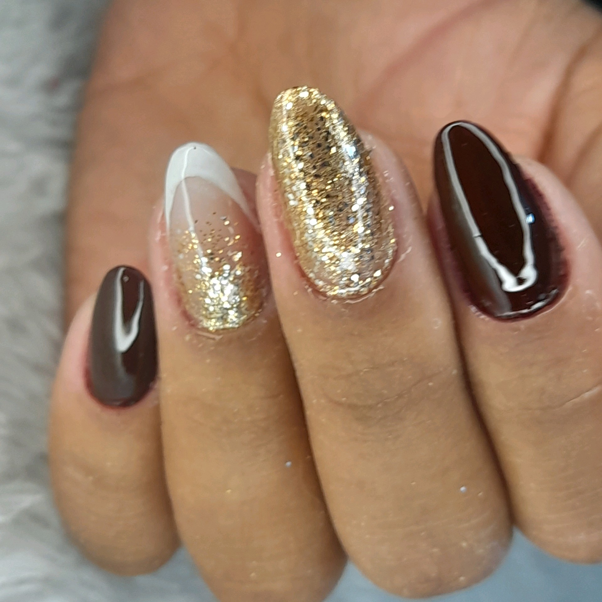 ESMALTAÇÃO EM GEL ( MÃO)