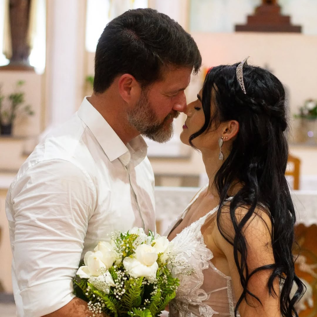 Casamento Cerimônia + Recepção (valor Promocional) pacote inclui: Cobertura fotográfica completa no evento / link para download de 90 fotos digitais / 20 fotos reveladas Tam 15x21 / 4 horas de cobertura Fotográfica