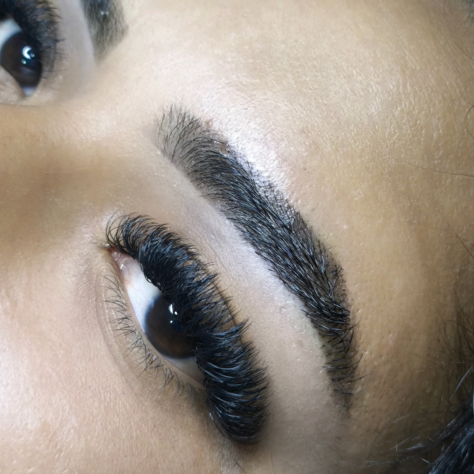 Extensão de cílios Volume Capping