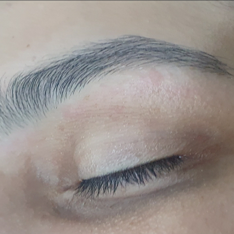 Design de Sobrancelhas (Personalizado)