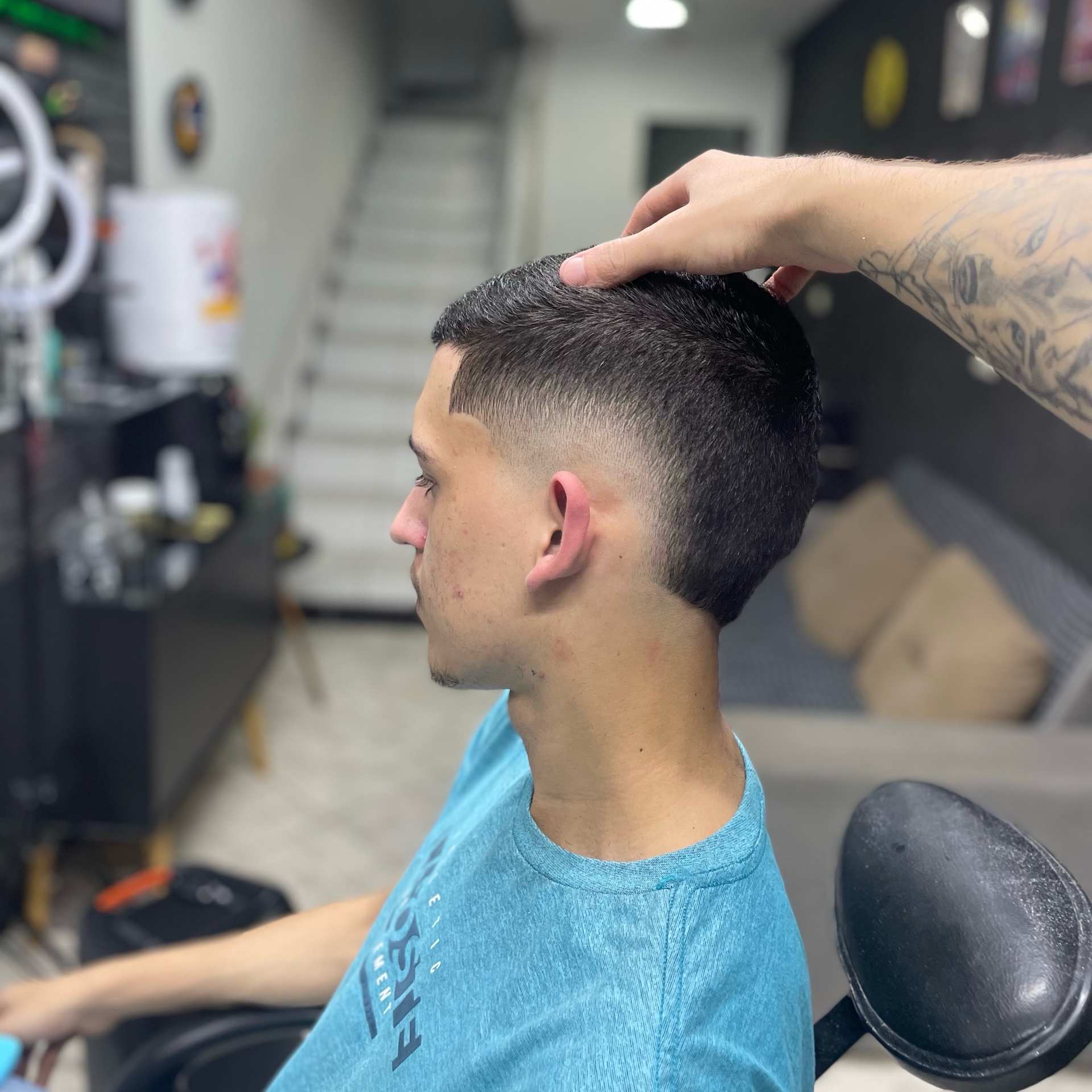 CABELO E SOBRANCELHA