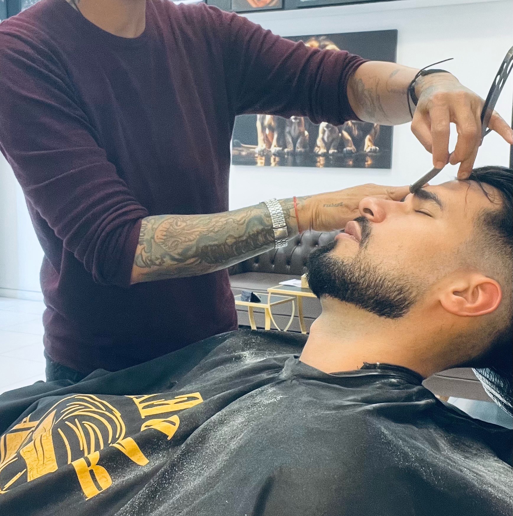 Combo corte + barbaterapia + sobrancelha