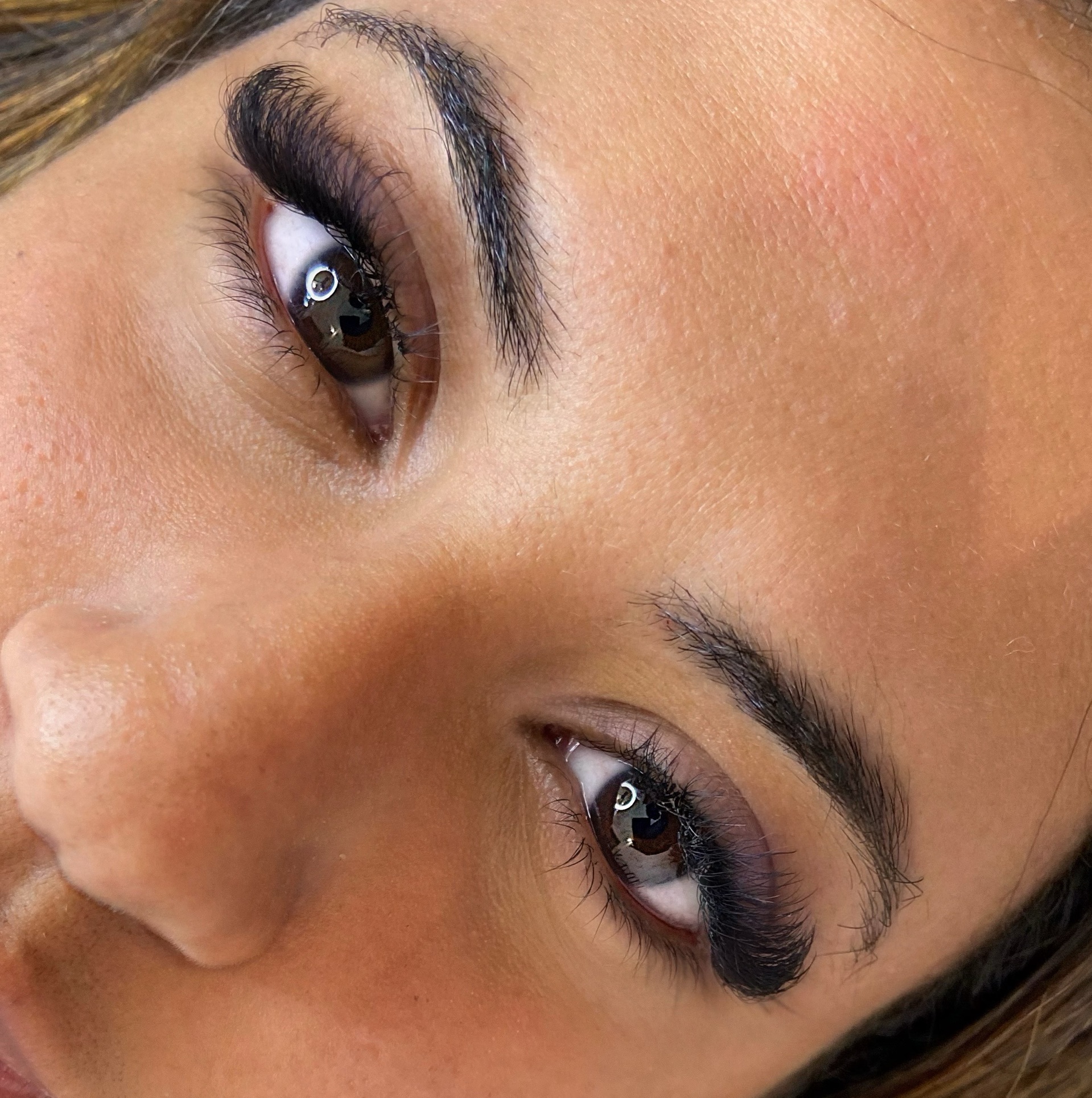 extensão de cílios volume egípcio