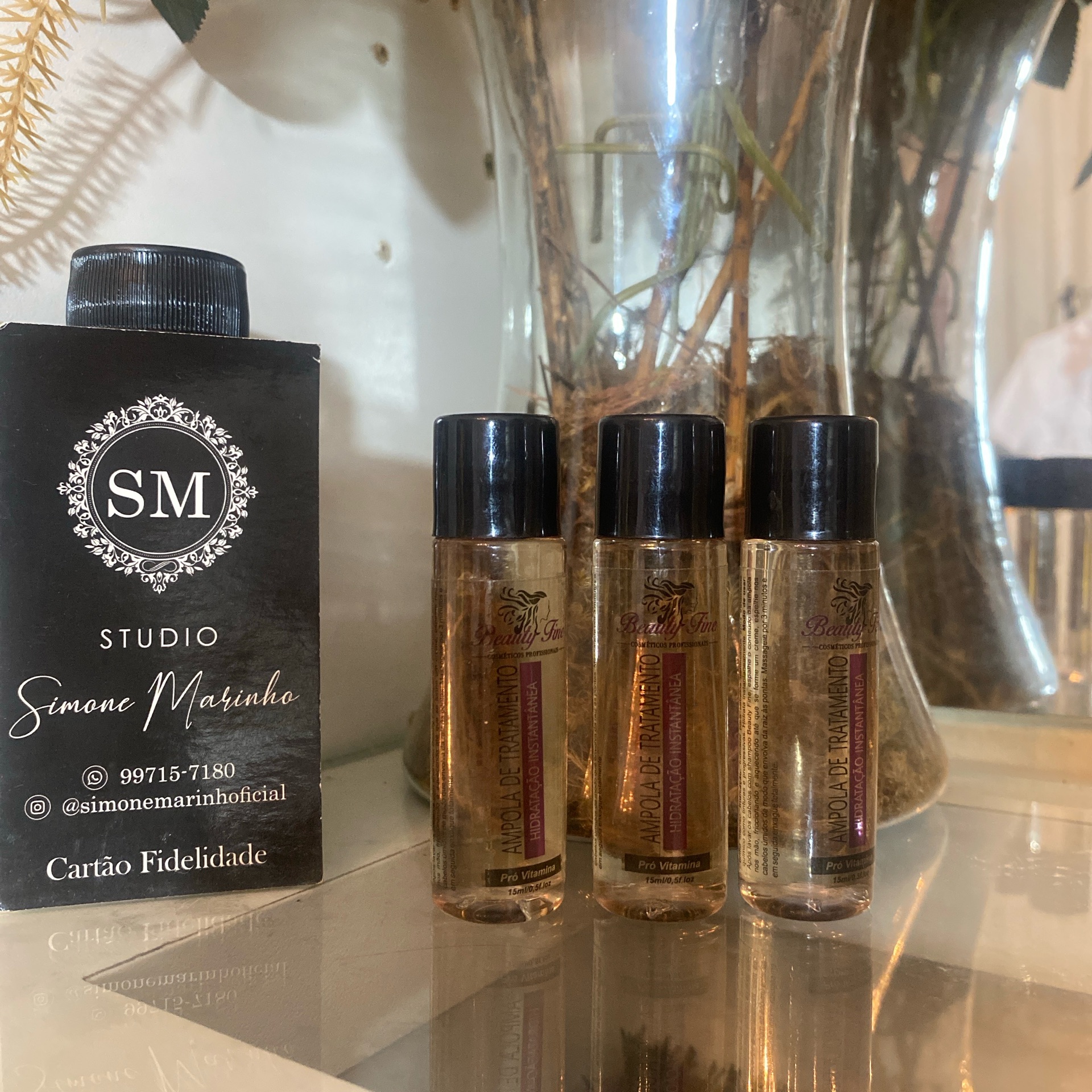 Ampola de tratamento  instantâneo rende de 3 a 5 aplicações