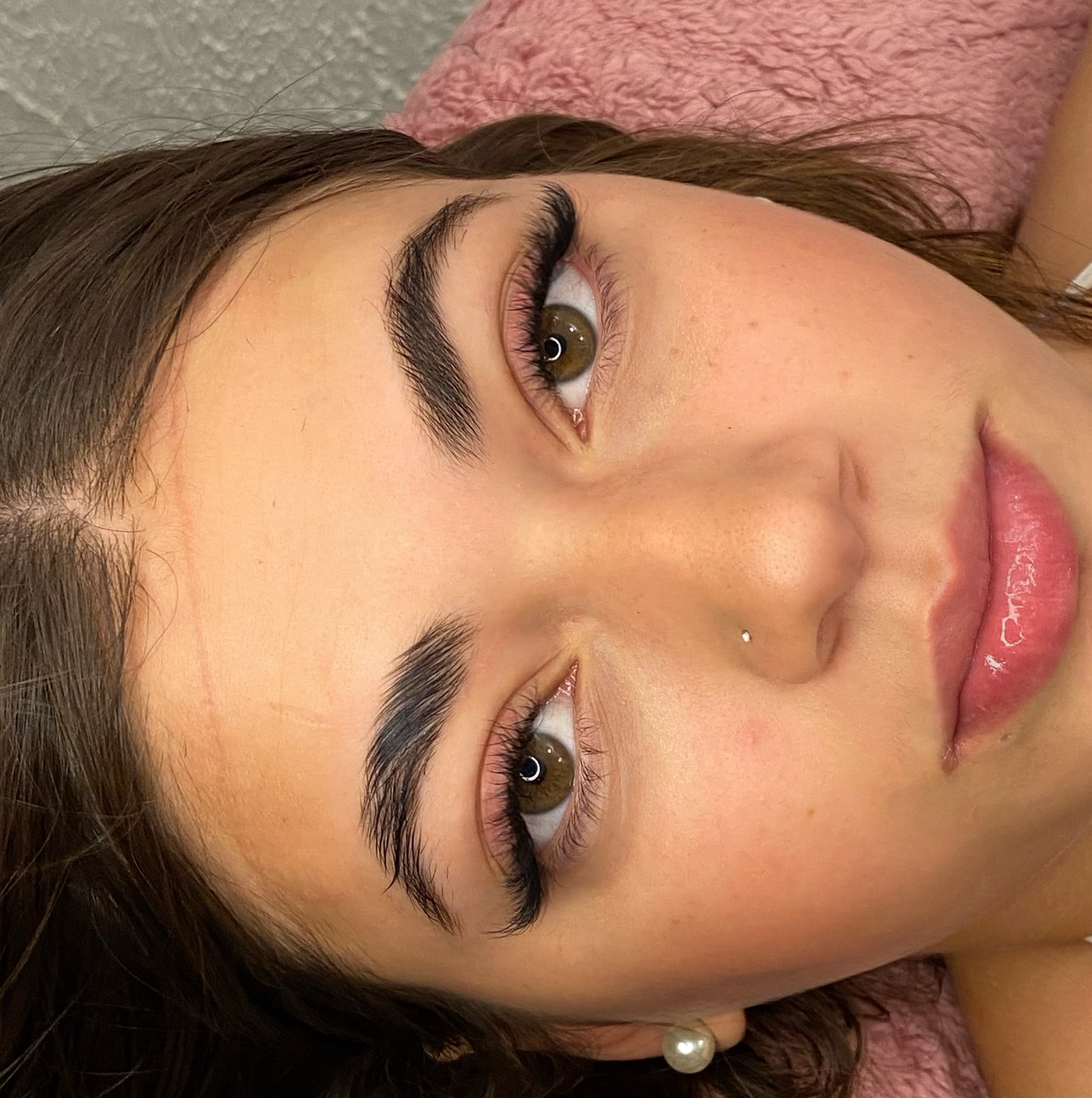 Extensão de cílios volume brasileiro