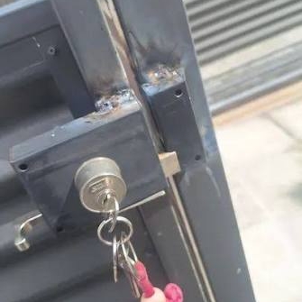 # soldagem de fechadura