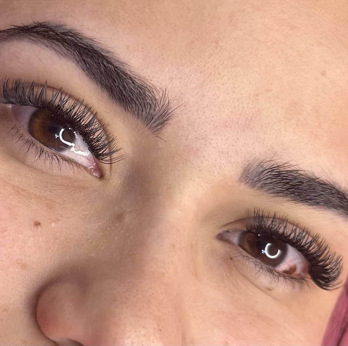Combo princesa Sobrancelhas e cílios