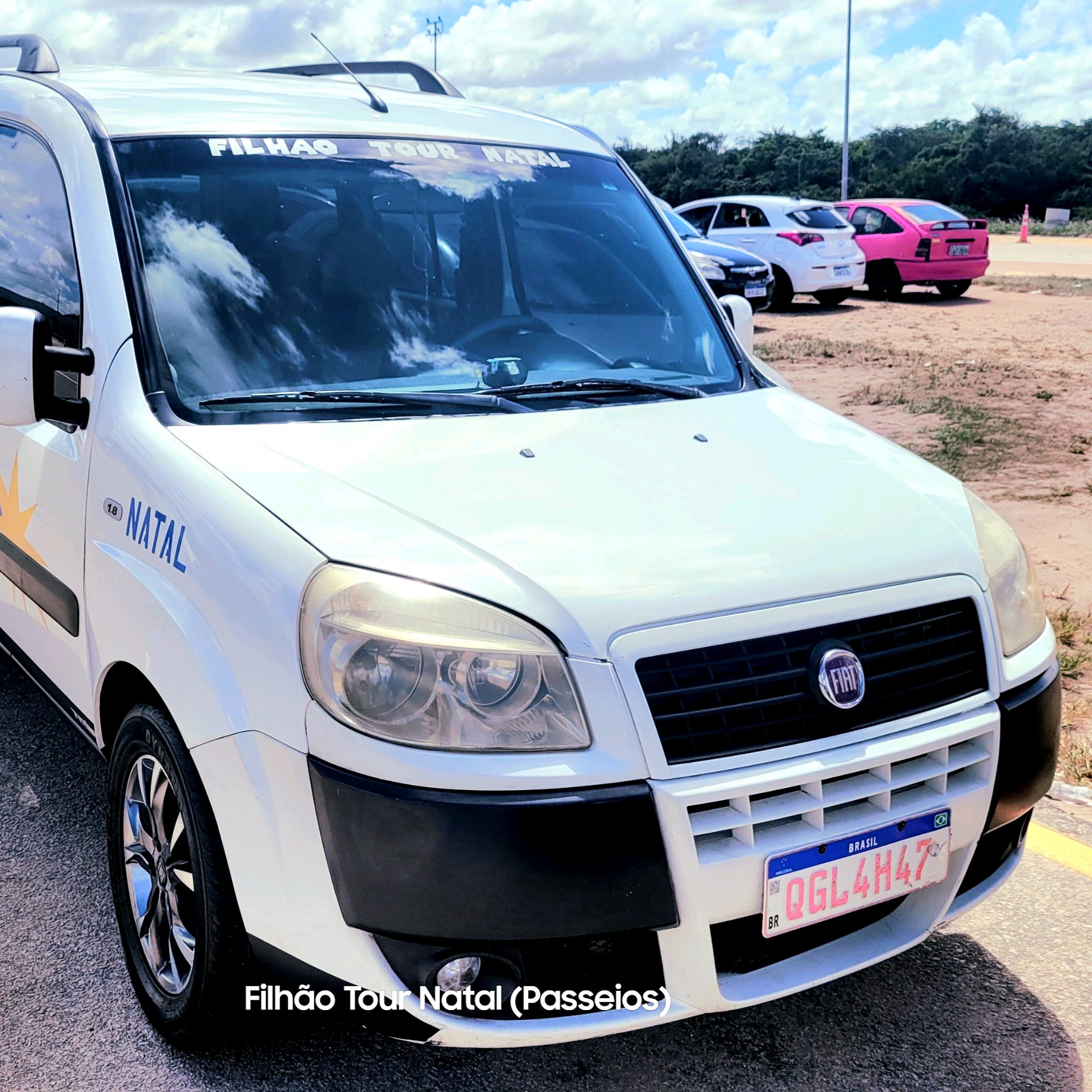 AEROPORTO/NATAL E NATAL/AEROPORTO  Transfer para 5 até 6 pessoas/Buscar e deixar /Coloque hora de chegada, hotel que irão ficar, número do vôo de chegada e nome da agência se tiver no campo de Observação.