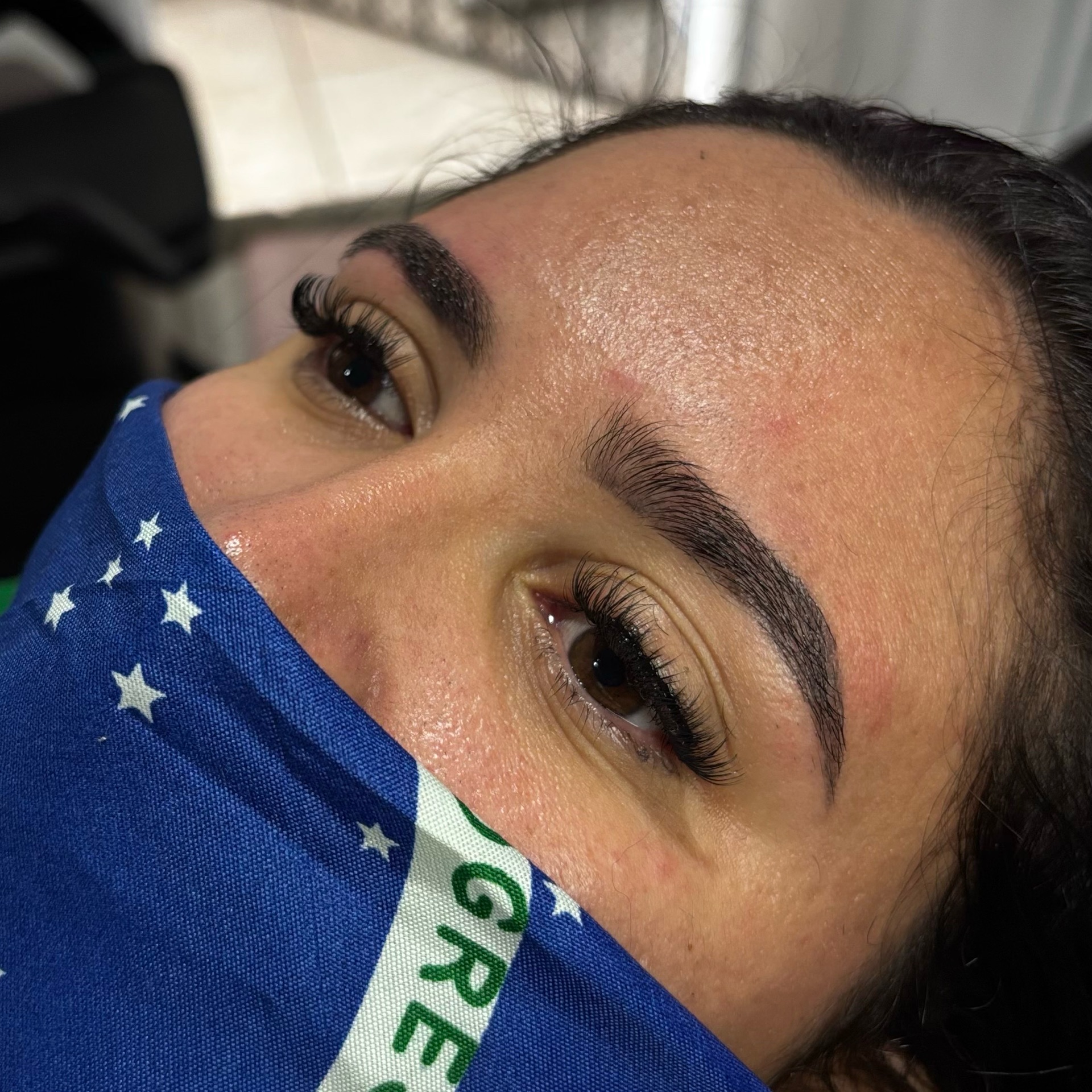 design de sobrancelha
