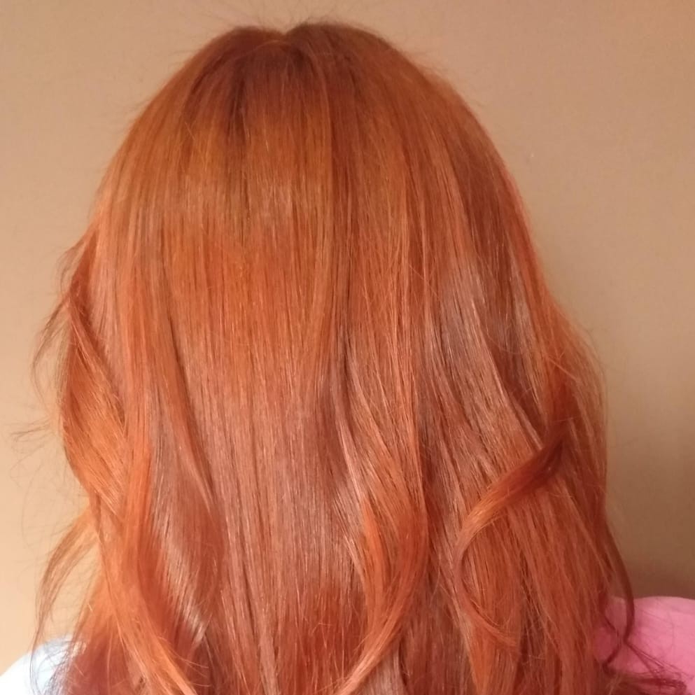 Aplicação de tinta **Trazer a tinta que deseja passar** Nao incluir mudança de cor, trazer mesmo tonalidade que sempre utiliza. Caso for aplicar no cabelo todo e tenha dúvidas de quantas caixas de tinta precisa, e só me mandar vídeo do cabelo que ajudo.