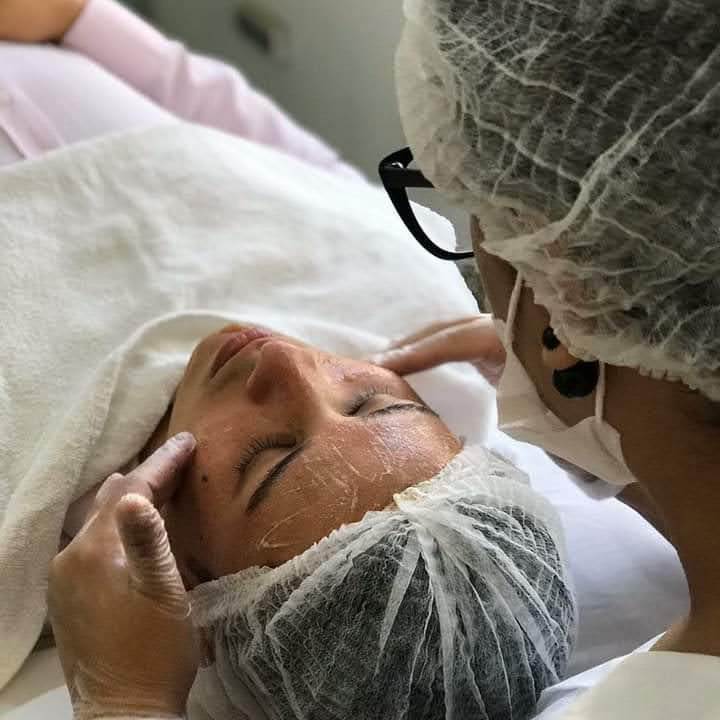Limpeza de Pele com Extração de Cravos