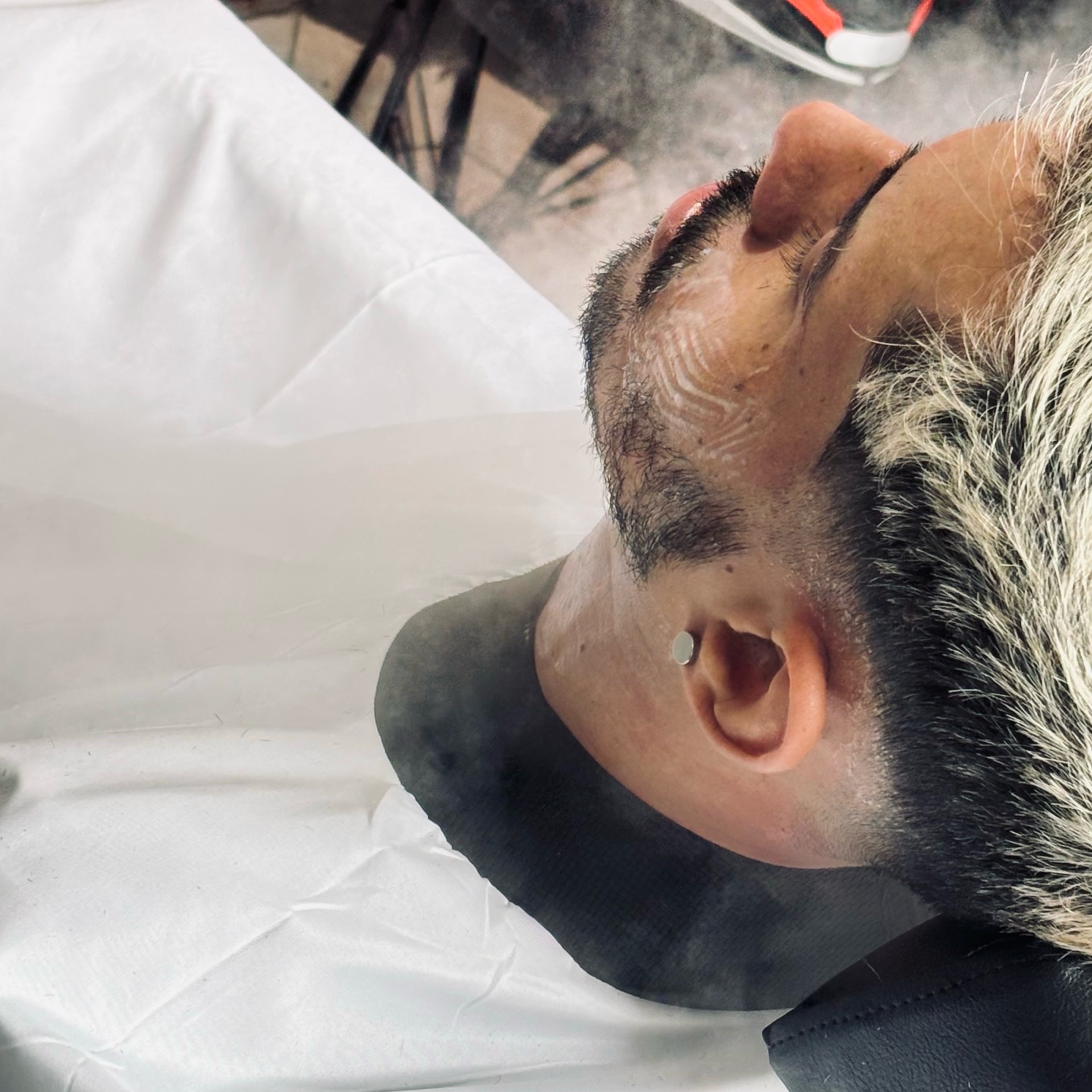 Barba /sobrancelha