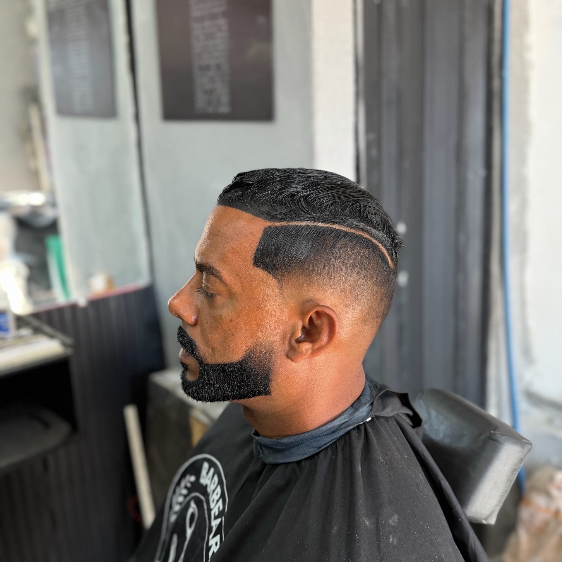 combo corte e barba + pigmentação barba e cabelo