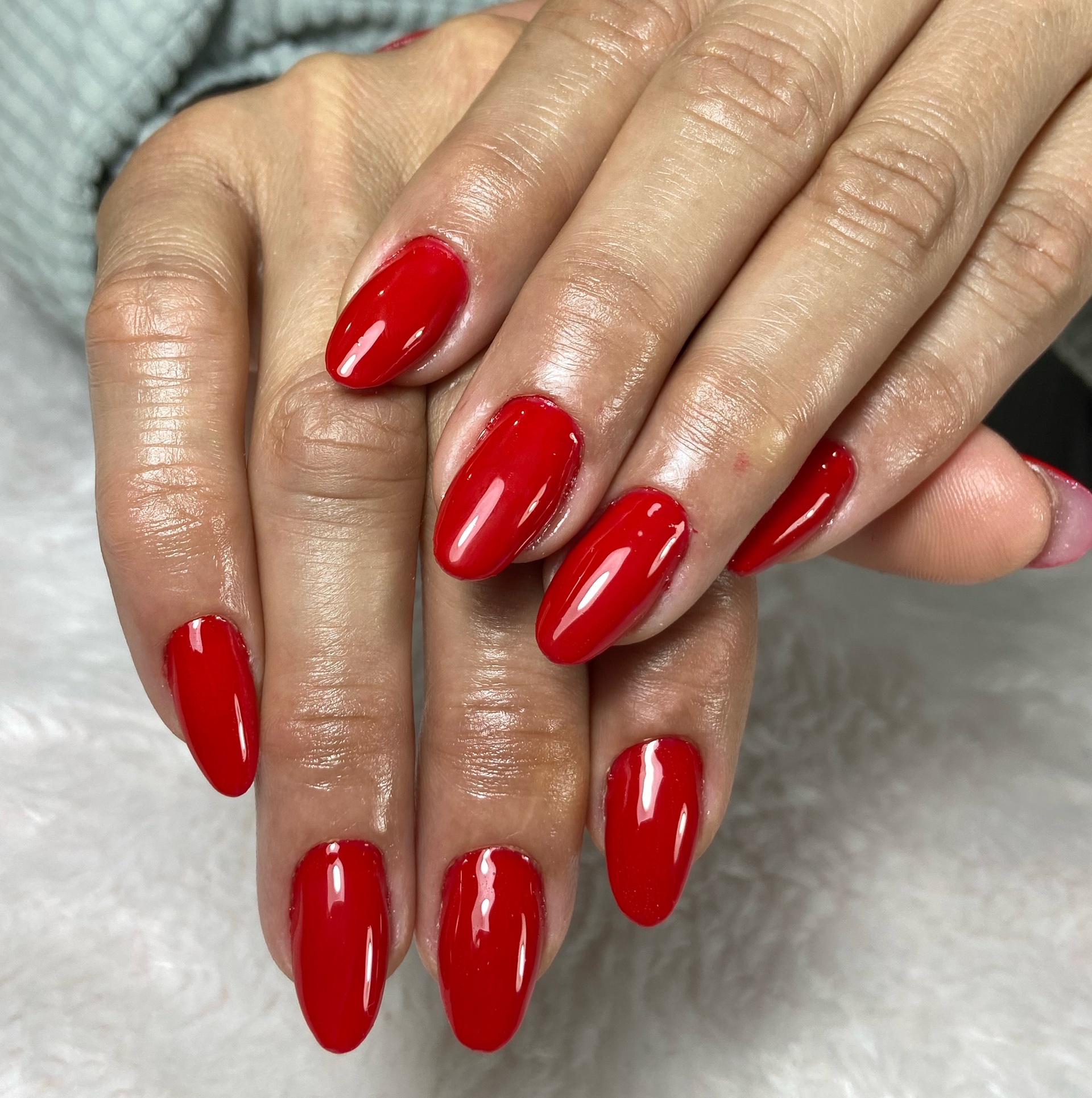 Alongamento gel na tips (manutenção)