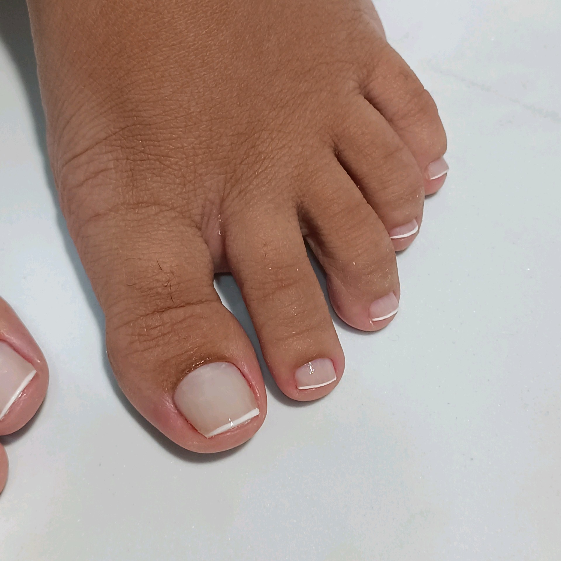 Esmaltação de gel nos pés