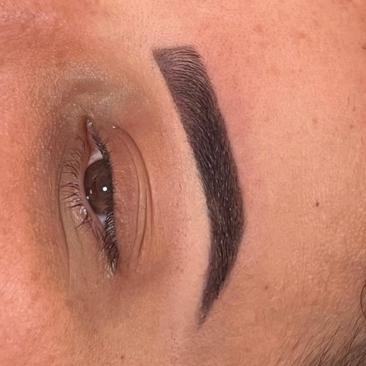 Sobrancelhas – Aplicação de henna